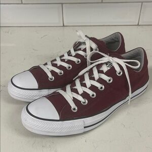 Converse Chuck Taylor All Star Madison Canvas Women’s Maroon Low-Top Sneaker 9.5